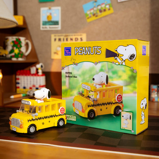 Pantasy x Snoopy Where We Go Series School Bus