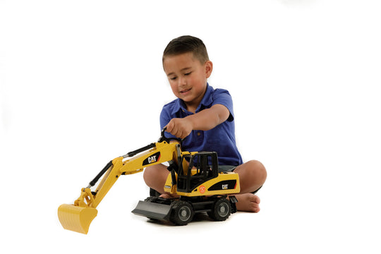 Bruder 02446 CAT Wheeled Excavator