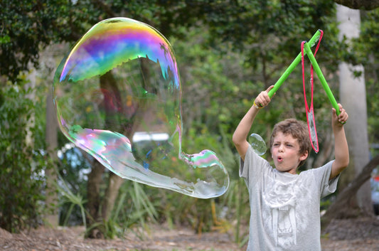 WOWmazing Giant Bubble Kit: Big Bubble Wands & Concentrate!