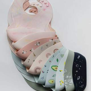 Silicone Bib Printed - Avocado