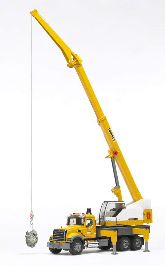 Bruder 02818 MACK Granite Liebherr Crane Truck