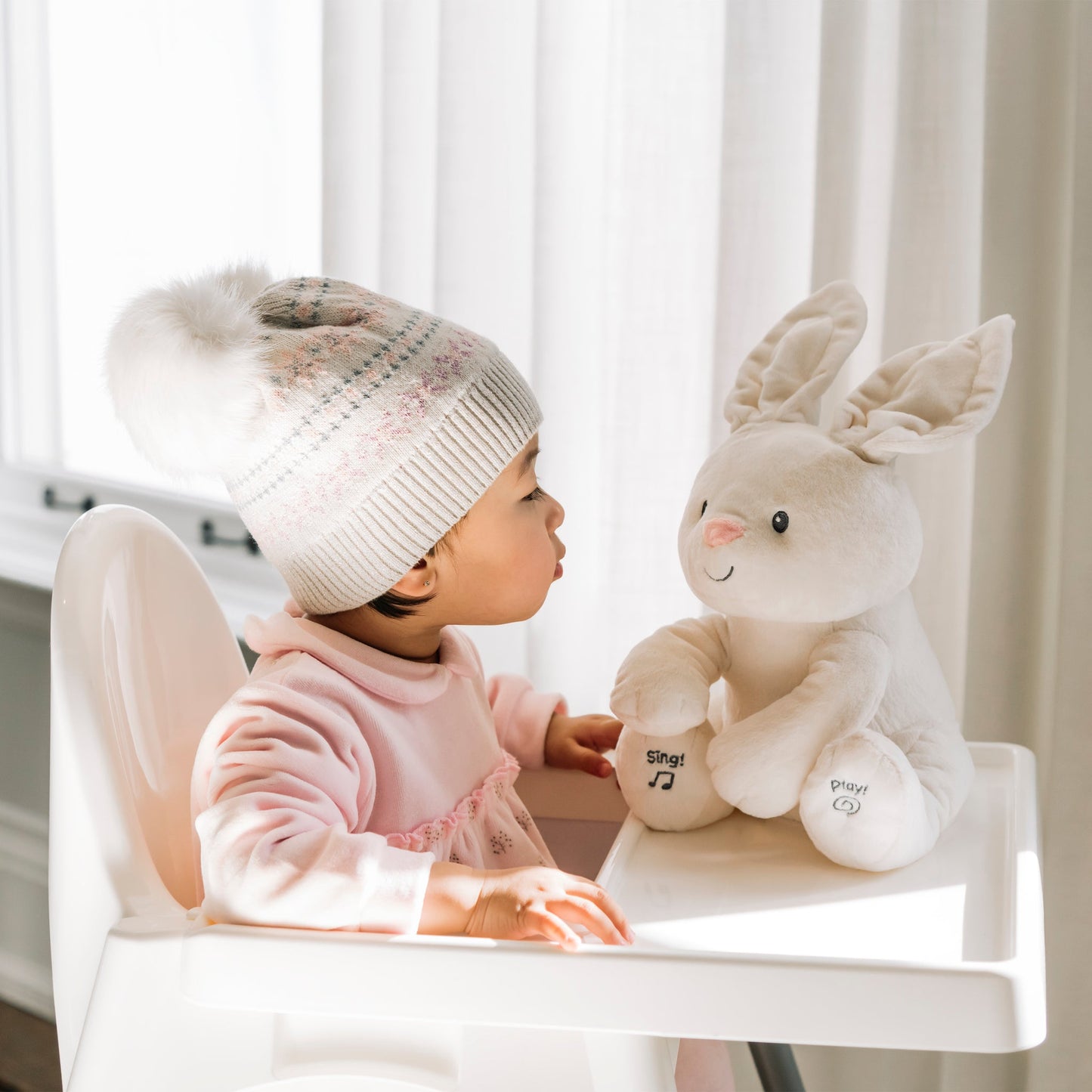 ANIMATED FLORA THE BUNNY, 12 IN