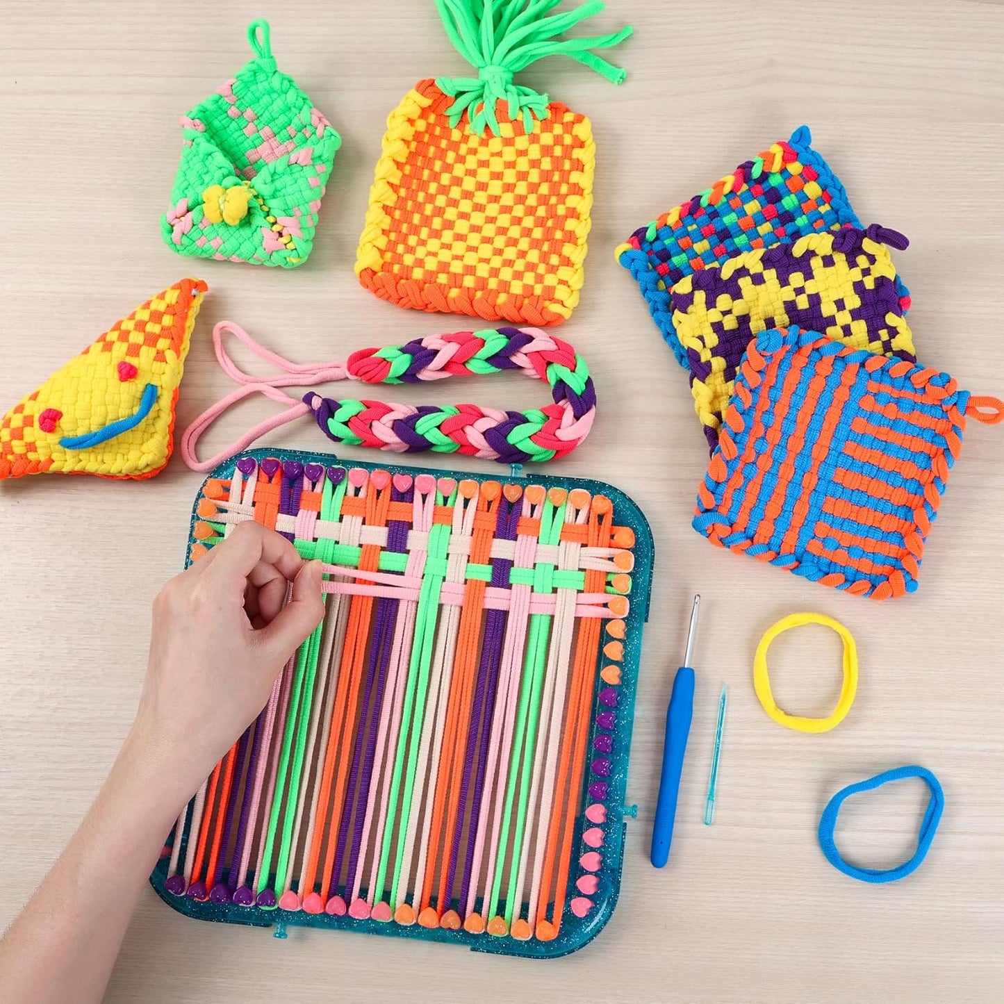 IQKidz Weaving Loom Kit