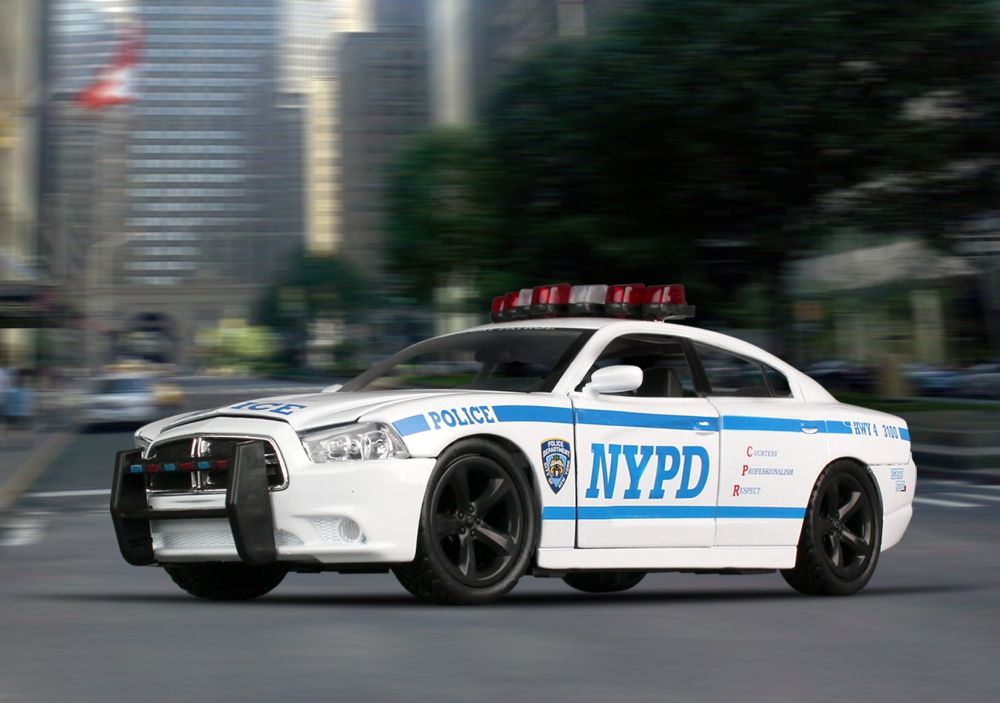 NYPD DODGE CHARGER 1/24