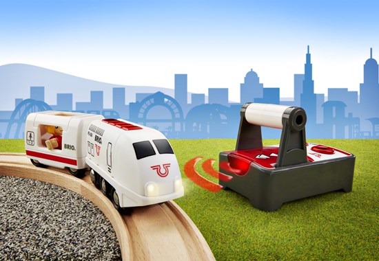 33510 Remote Controlled Travel Train